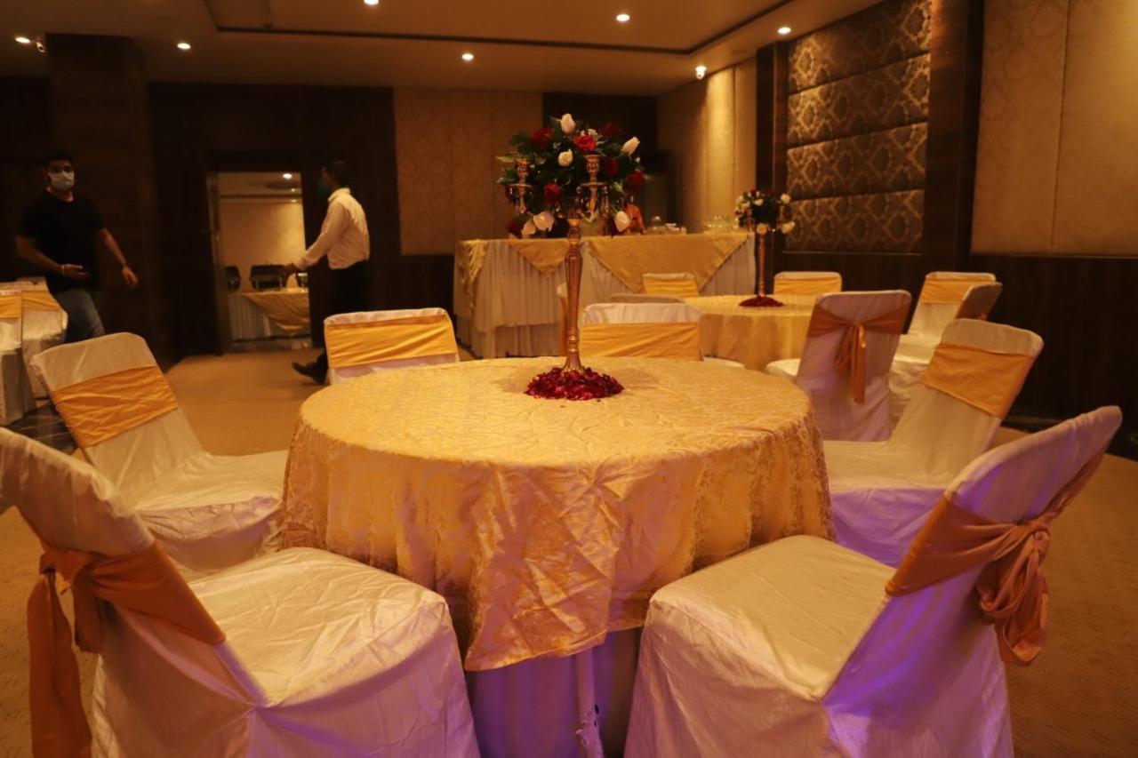 County Inn Vaishali Nagar, Dźajpur Zewnętrze zdjęcie