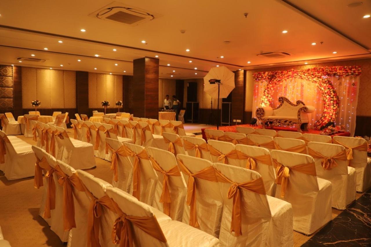 County Inn Vaishali Nagar, Dźajpur Zewnętrze zdjęcie