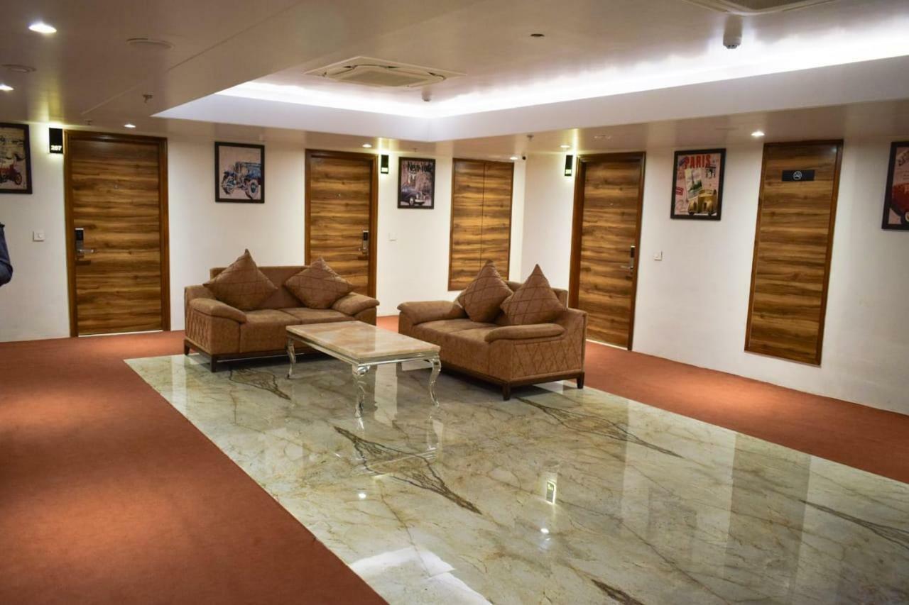 County Inn Vaishali Nagar, Dźajpur Zewnętrze zdjęcie