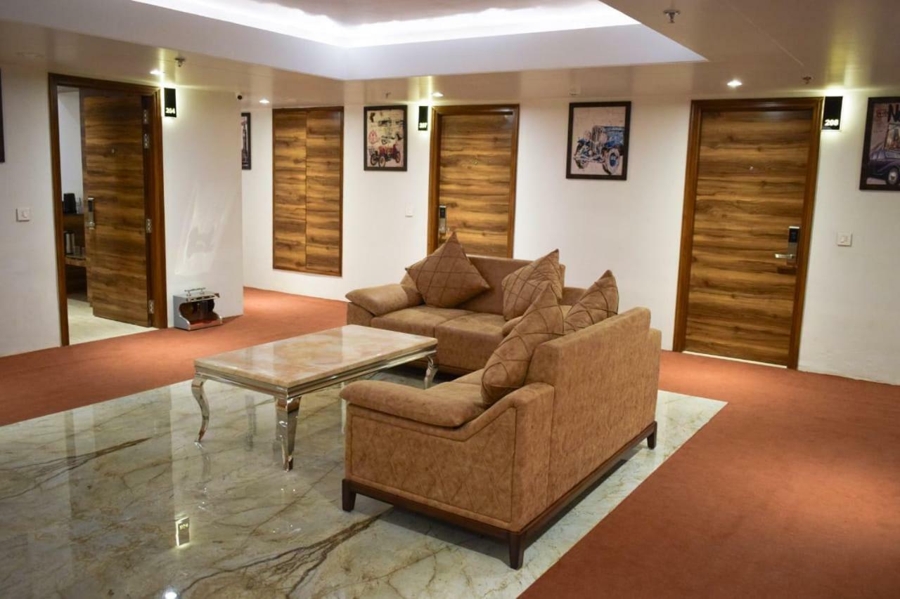 County Inn Vaishali Nagar, Dźajpur Zewnętrze zdjęcie