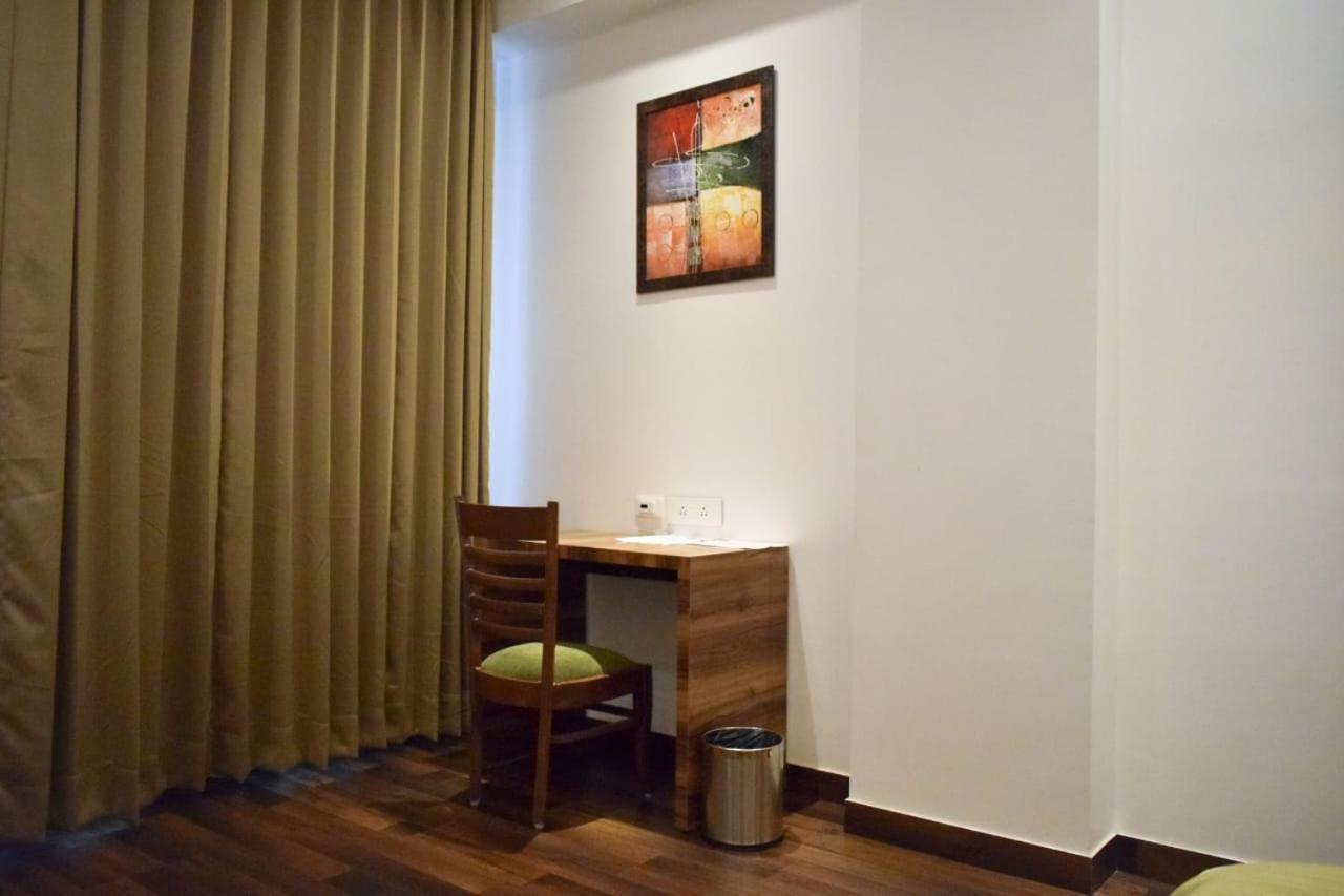 County Inn Vaishali Nagar, Dźajpur Zewnętrze zdjęcie