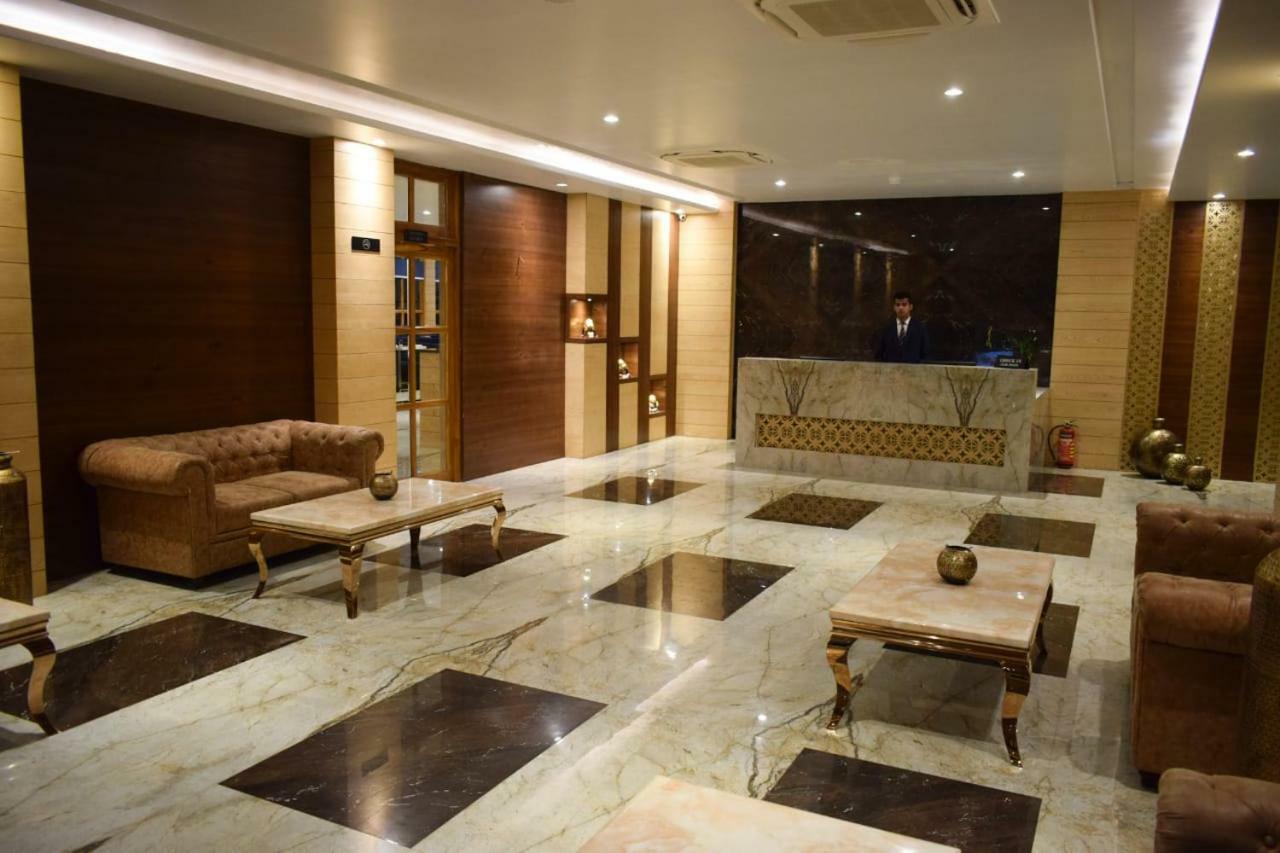 County Inn Vaishali Nagar, Dźajpur Zewnętrze zdjęcie